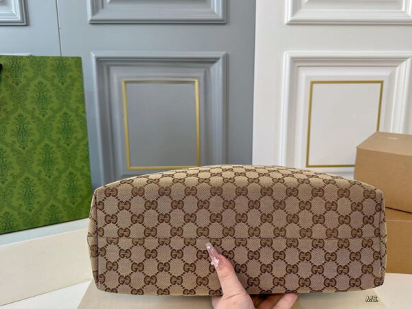 Modern Style Trendy Bag G4043