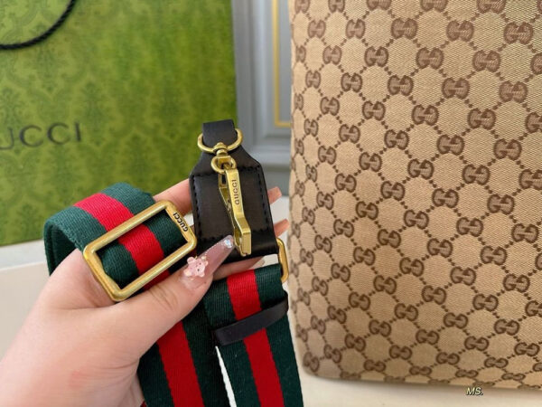 Modern Style Trendy Bag G4043