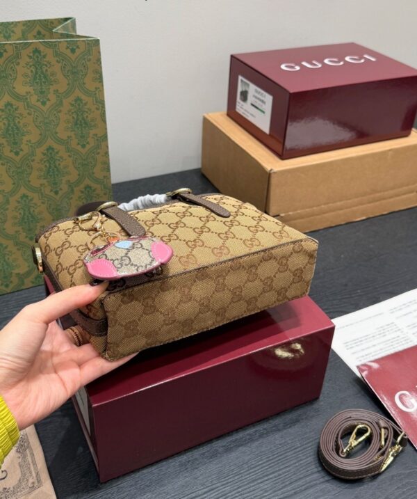 Modern Style Trendy GG Handbag GG2511132