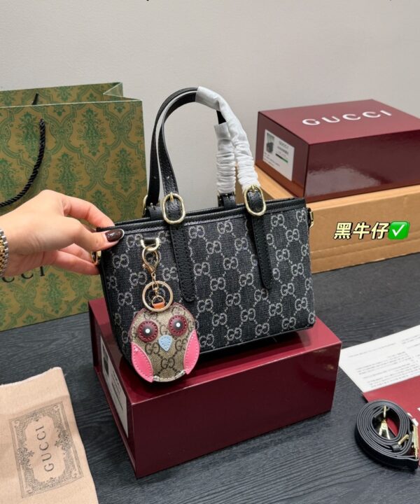 Modern Style Trendy GG Handbag GG2511132