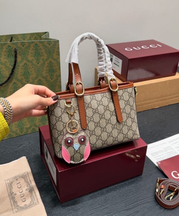 Modern Style Trendy GG Handbag GG2511132