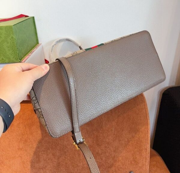 Modern Style Trendy GG Handbag G558 Modern Style Trendy GG Handbag G558