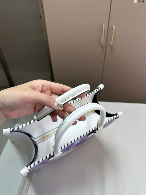 Modern Style Trendy GG Handbag G537
