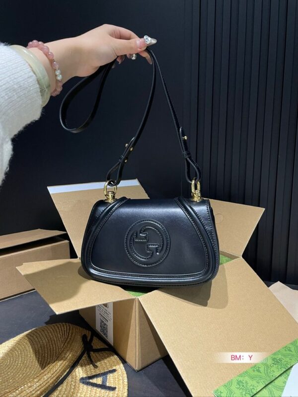 Modern Style Trendy GG Handbag G526