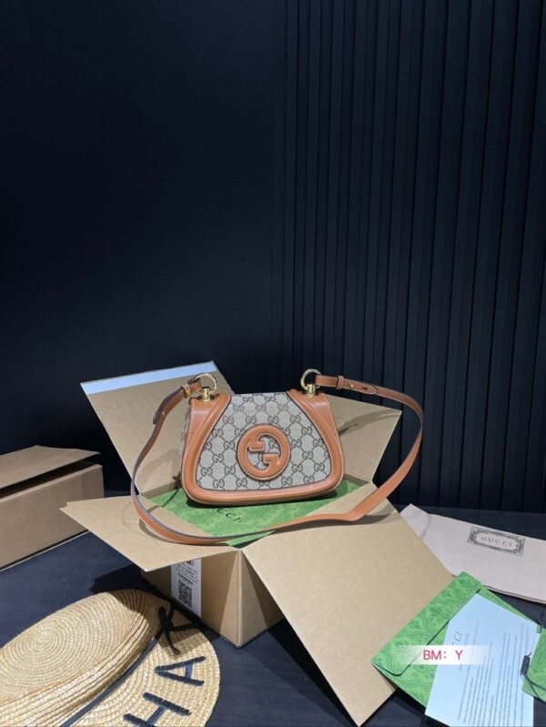 Modern Style Trendy GG Handbag G526