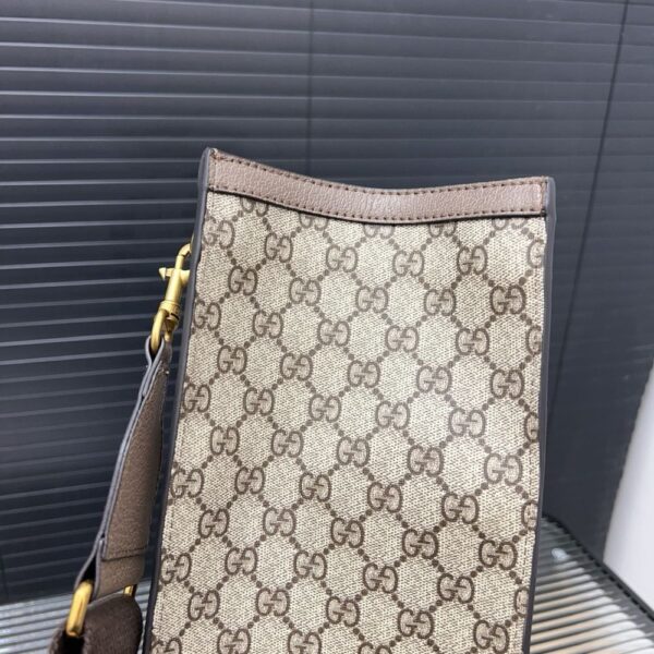Modern Style Trendy GG Handbag G525