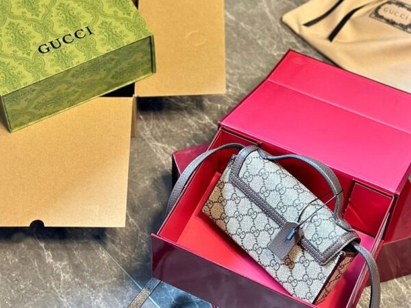 Modern Style Trendy GG Handbag G506