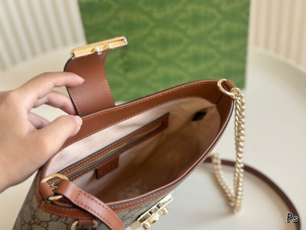 Modern Style Trendy GG Handbag G497
