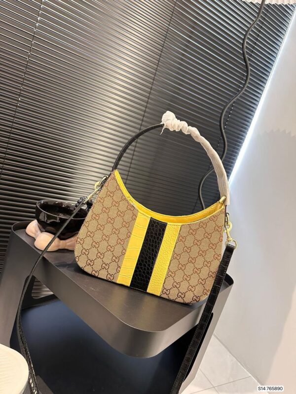 Modern Style Trendy GG Handbag G471