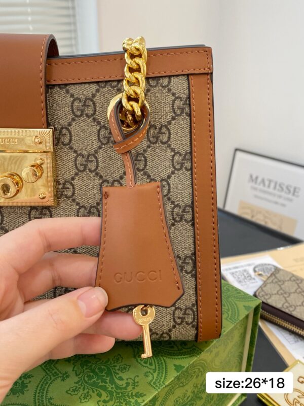Modern Style Trendy Bag G4037