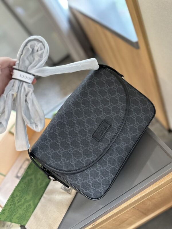 Modern Style Trendy Bag G4005