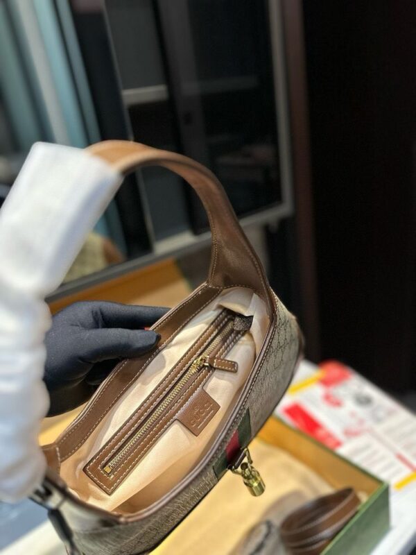 Modern Style Trendy Bag G4030