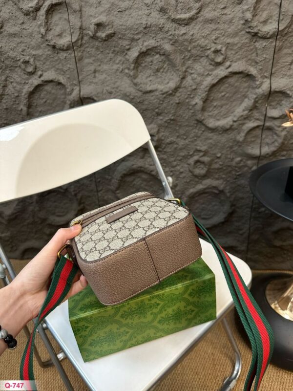 Modern Style Trendy Bag G4026