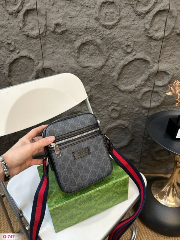 Modern Style Trendy Bag G4026