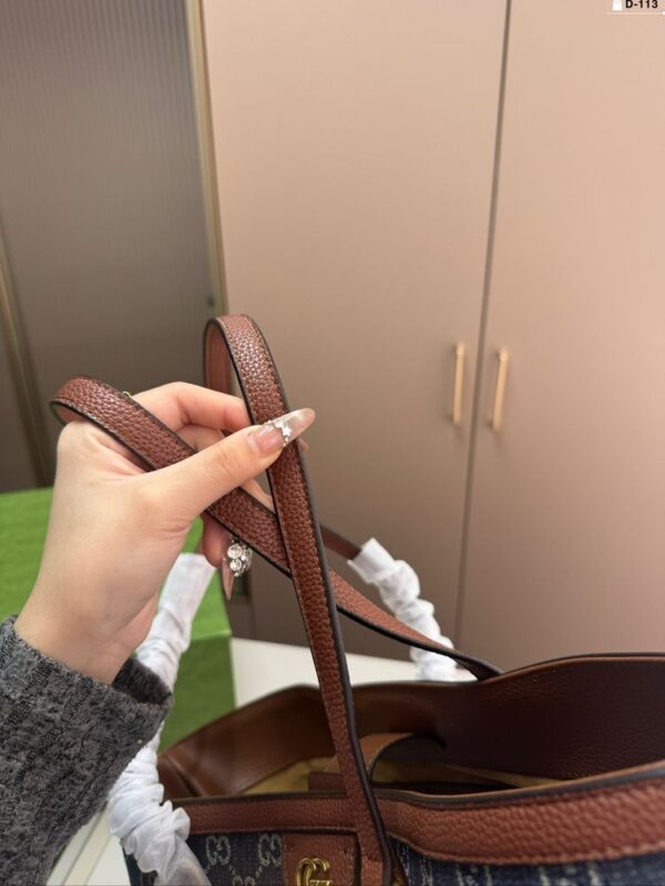 Modern Style Trendy Bag G4032