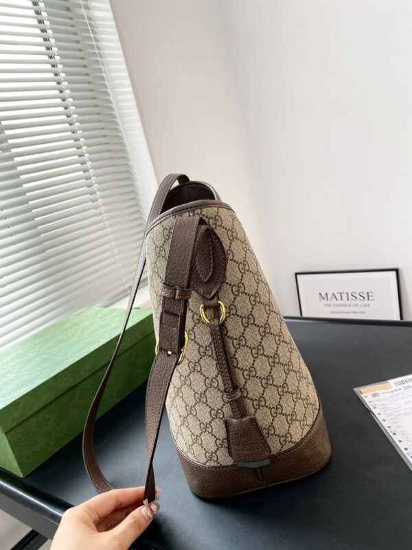 Modern Style Trendy GG Handbag G461