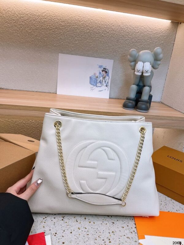 Modern Style Trendy GG Handbag G445.1