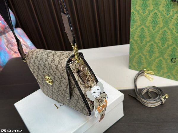 Modern Style Trendy GG Handbag G442