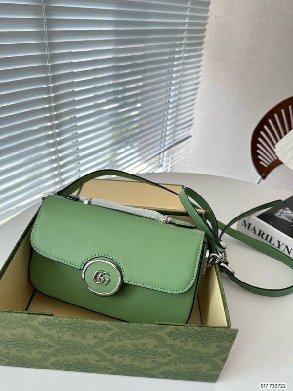 Modern Style Trendy GG Handbag G311.1