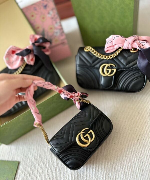 Modern Style Trendy GG Handbag G262.1