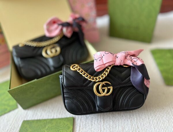 Modern Style Trendy GG Handbag G262.1