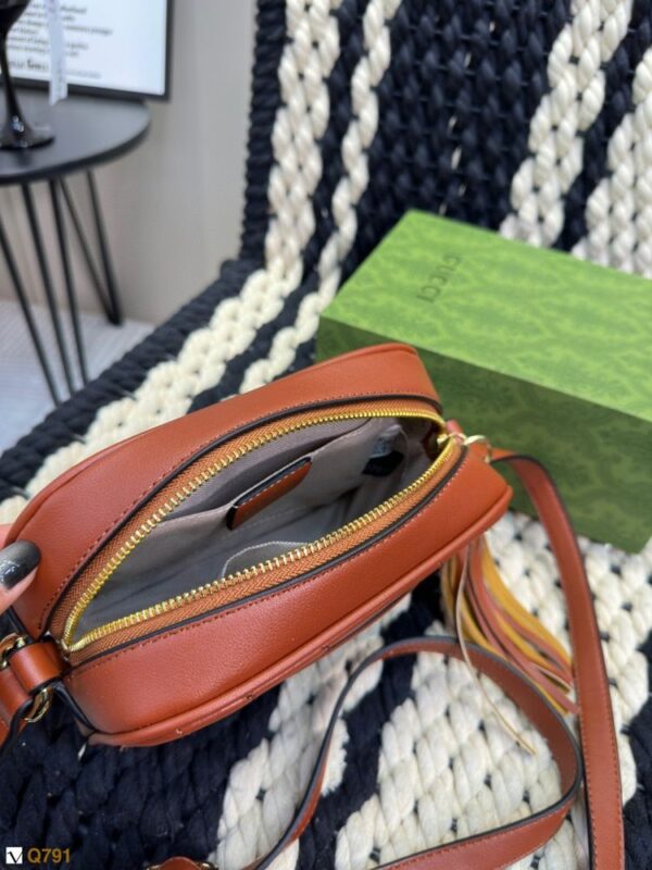 Modern Style Trendy GG Handbag G241.1