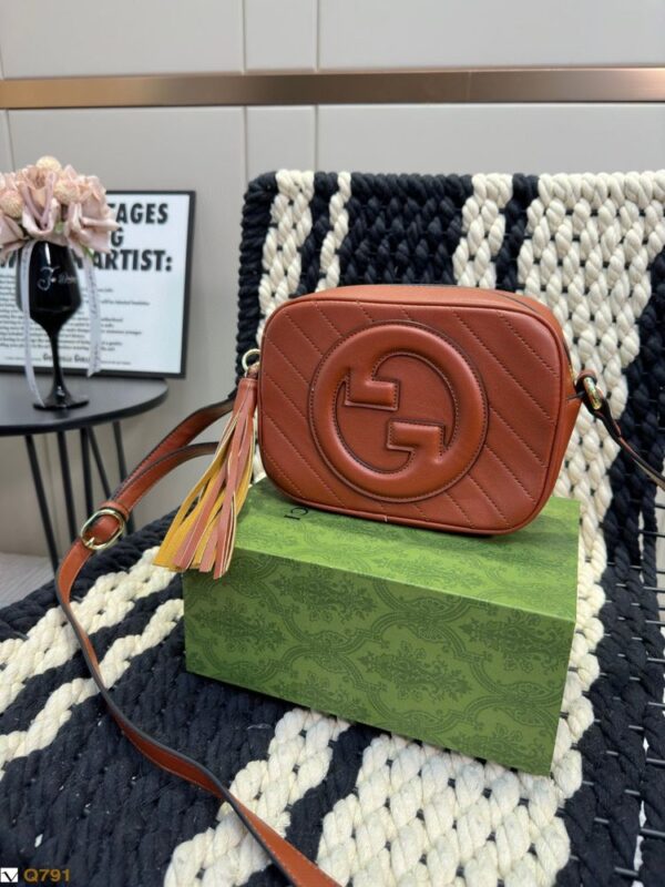 Modern Style Trendy GG Handbag G241.1