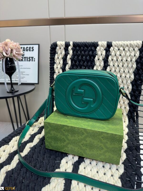 Modern Style Trendy GG Handbag G241.1