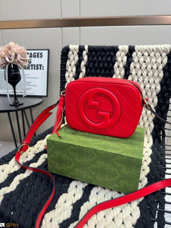 Modern Style Trendy GG Handbag G241.1