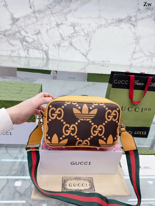 Modern Style Trendy GG Handbag G174