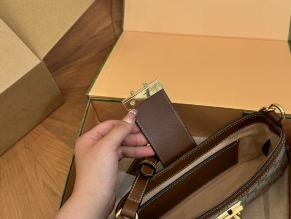 Modern Style Trendy Bag G3997