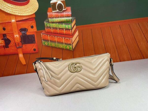 Modern Style Trendy GG Handbag 379