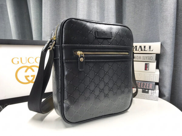 Modern Style Trendy GG Handbag 320