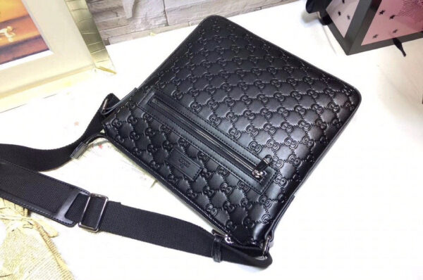 Modern Style Trendy GG Handbag 33