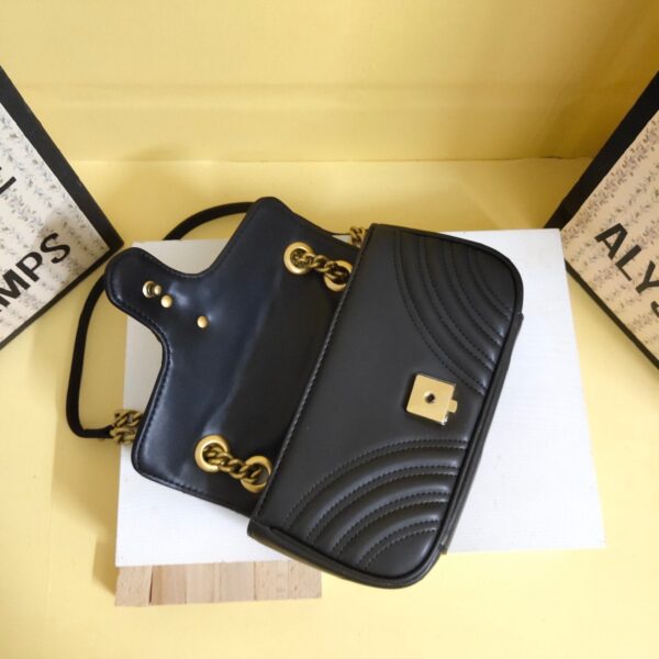 Modern Style Trendy GG Handbag 37