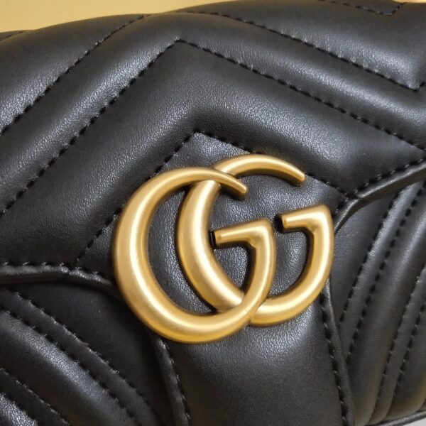 Modern Style Trendy GG Handbag 37