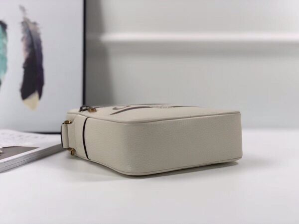 Modern Style Trendy GG Handbag 40