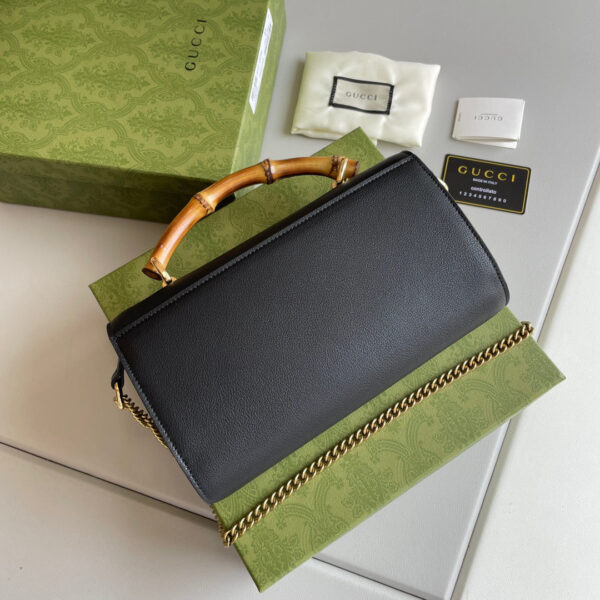 Modern Style Trendy GG Handbag 300