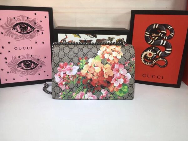 Modern Style Trendy GG Handbag 27