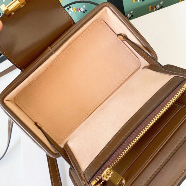 Modern Style Trendy GG Handbag 223