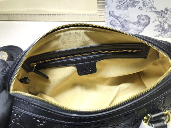Modern Style Trendy GG Handbag 150