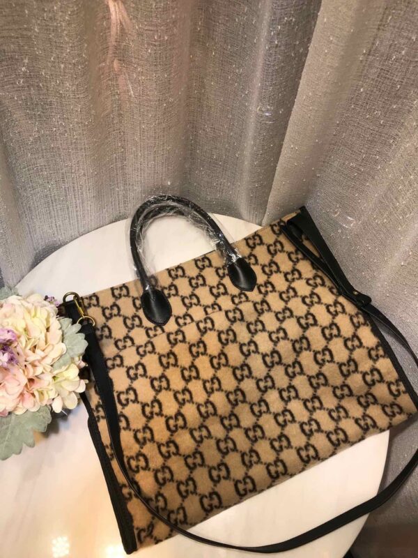 Modern Style Trendy GG Handbag 082