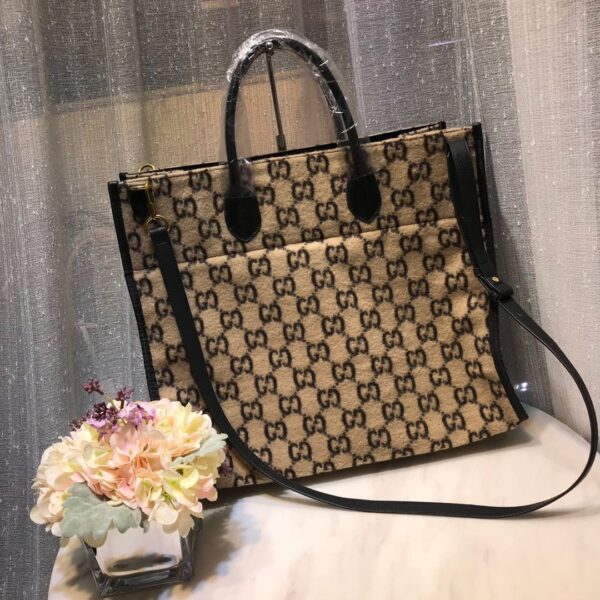 Modern Style Trendy GG Handbag 082