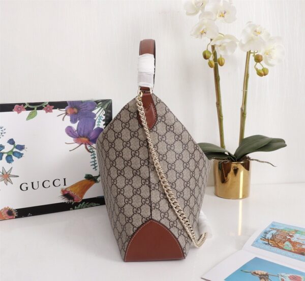 Modern Style Trendy GG Handbag 057