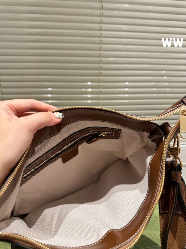 Modern Style Trendy Bag G3905 Modern Style Trendy Bag G3905