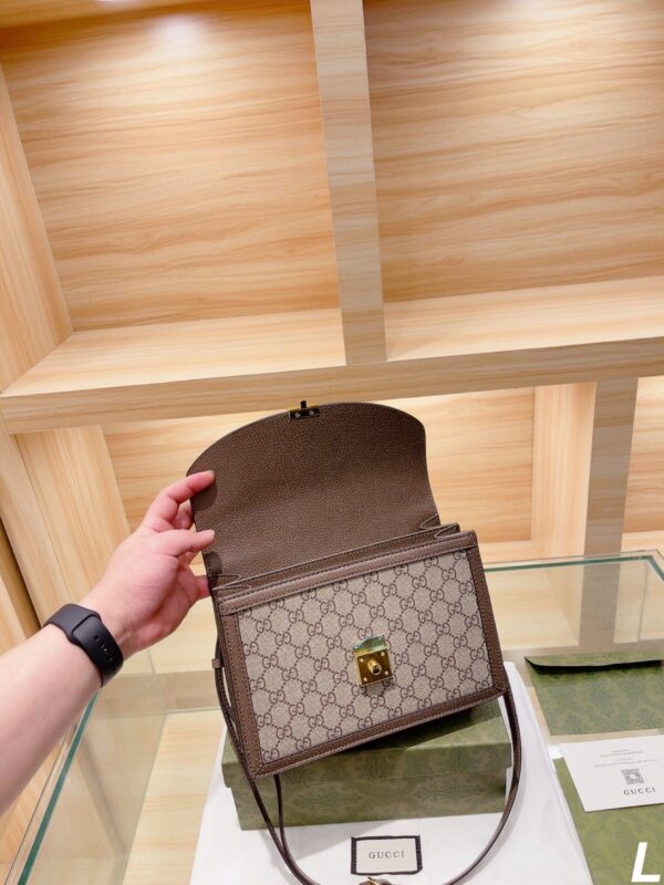 Modern Style Trendy Bag G391