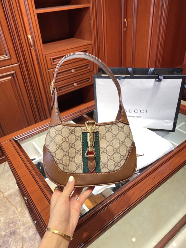 Modern Style Trendy Bag G337