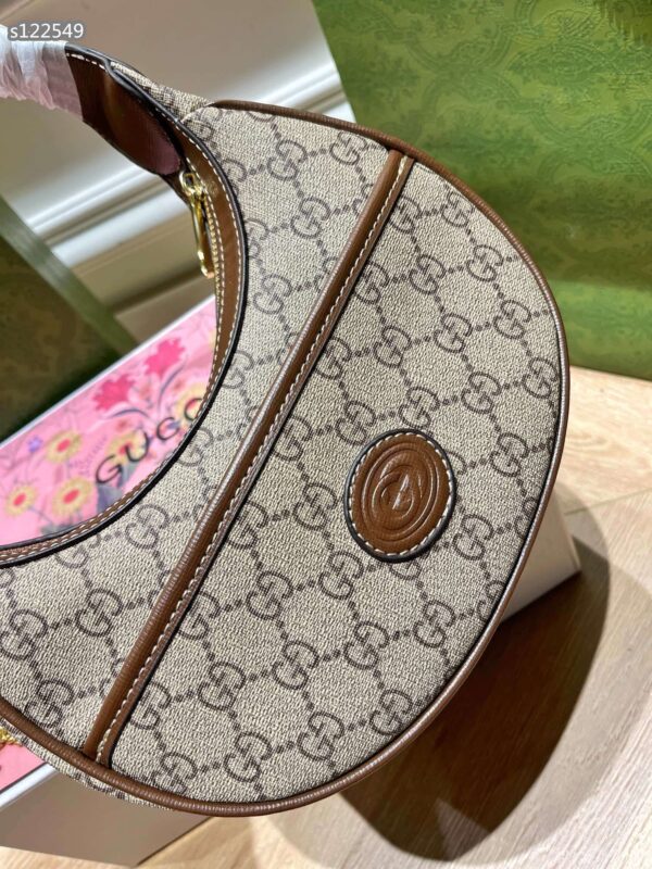 Modern Style Trendy GG Handbag 017