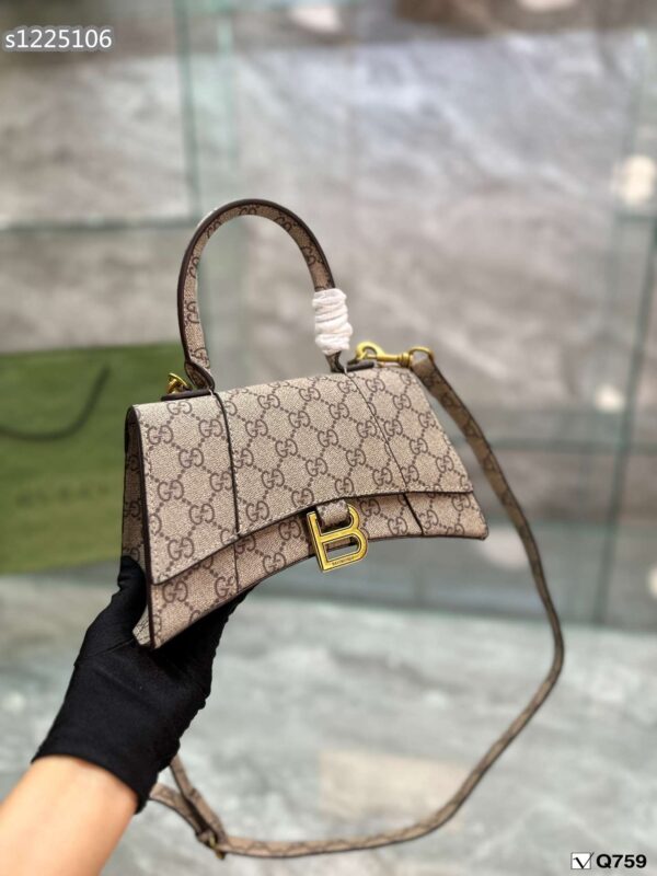 Modern Style Trendy GG Handbag 012