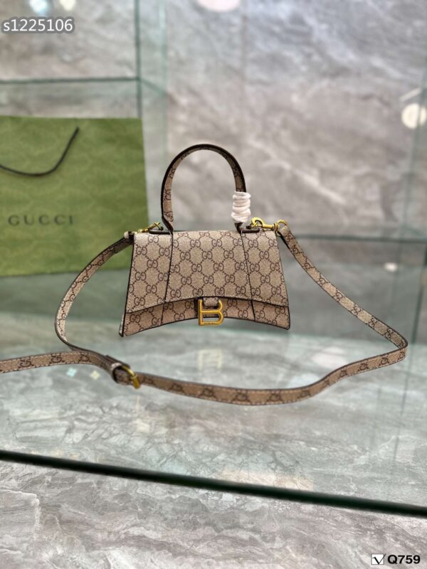 Modern Style Trendy GG Handbag 012
